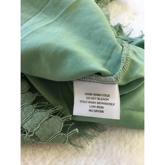 LALU Green Lace Button-Back Mini Dress - Picture 12 of 13